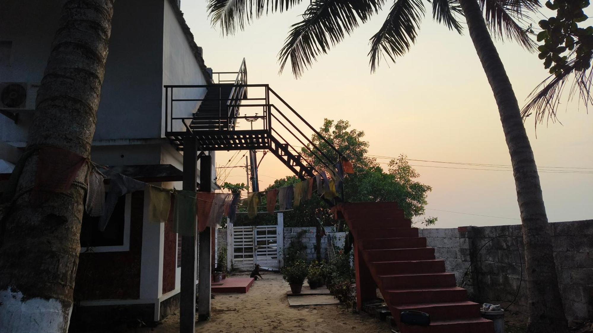 Funky Art Beach House Alappuzha Exteriör bild